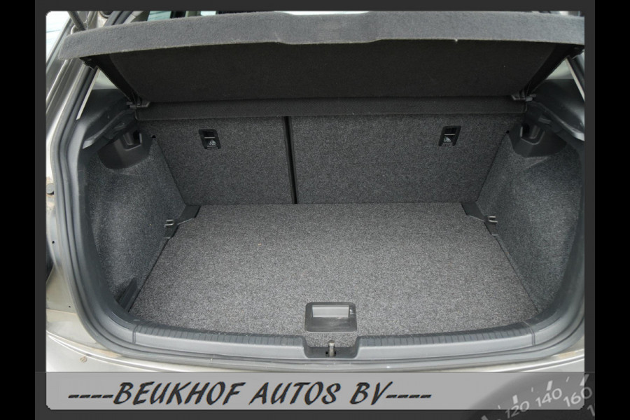 Volkswagen Polo 1.0 TSI Parkeersensor Carplay Adaptive Cruis