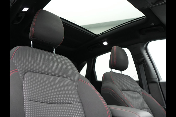 Ford Kuga 2.5 ST-Line Plug In Hybrid 225pk Dealer O.H PHEV | Panodak | Head Up | Adaptive Cruise | 360 Camera | Verwarmde Sportstoelen & Sportstuur | Apple Carplay | Navigatie | Keyless | Virtual | DAB |