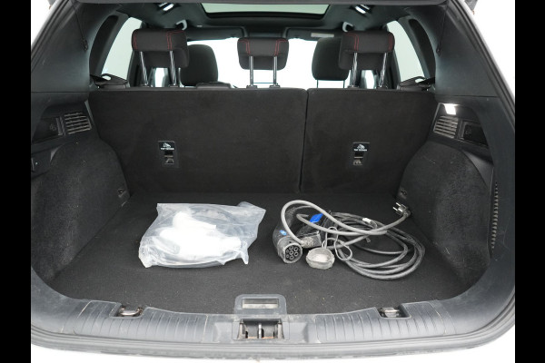 Ford Kuga 2.5 ST-Line Plug In Hybrid 225pk Dealer O.H PHEV | Panodak | Head Up | Adaptive Cruise | 360 Camera | Verwarmde Sportstoelen & Sportstuur | Apple Carplay | Navigatie | Keyless | Virtual | DAB |