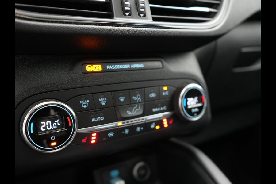Ford Kuga 2.5 ST-Line Plug In Hybrid 225pk Dealer O.H PHEV | Panodak | Head Up | Adaptive Cruise | 360 Camera | Verwarmde Sportstoelen & Sportstuur | Apple Carplay | Navigatie | Keyless | Virtual | DAB |