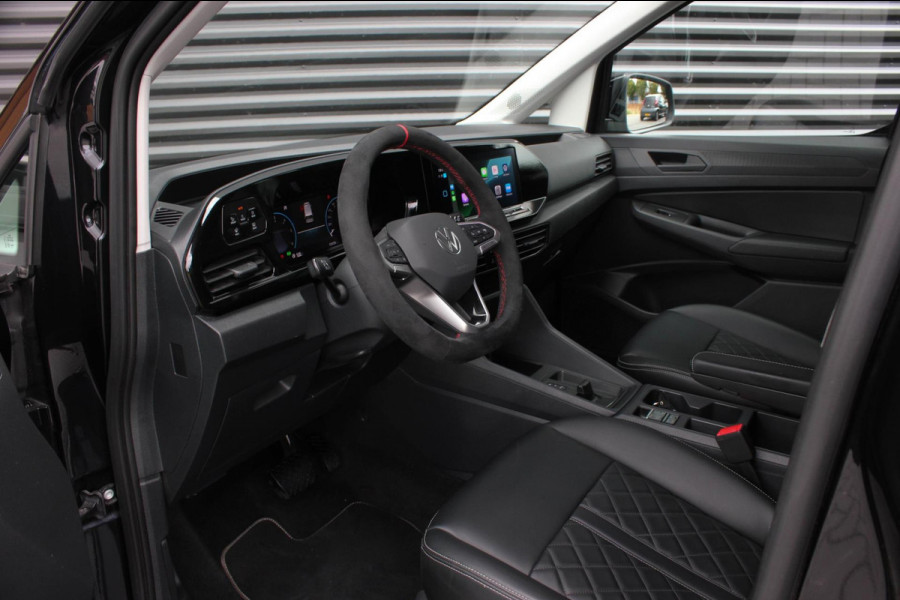 Volkswagen Caddy Cargo 2.0 TDI 122PK DSG JB- EDITION / MAXTRON / SIDE- BARS / VERLAGING / ELEK- PAKKET / PDC / CAMERA / BLACK OPS