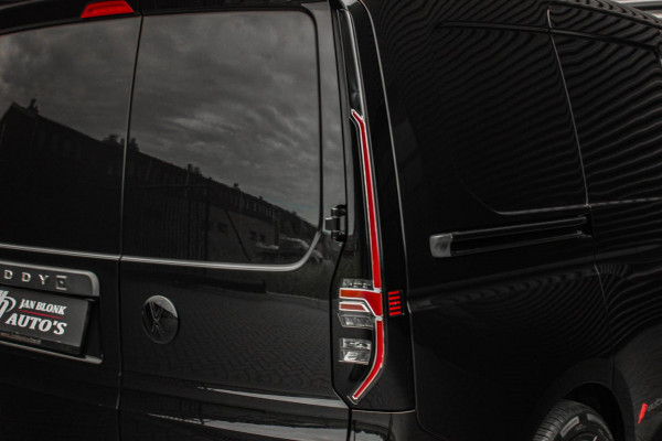 Volkswagen Caddy Cargo 2.0 TDI 122PK DSG JB- EDITION / MAXTRON / SIDE- BARS / VERLAGING / ELEK- PAKKET / PDC / CAMERA / BLACK OPS