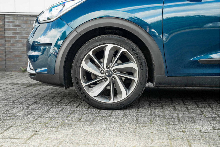 Kia Niro 1.6 GDi Hybrid DynamicPlusLine Kia Niro 1.6 GDi Hybrid DynamicPlusLine