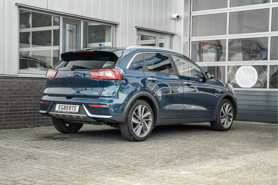 Kia Niro 1.6 GDi Hybrid DynamicPlusLine Kia Niro 1.6 GDi Hybrid DynamicPlusLine