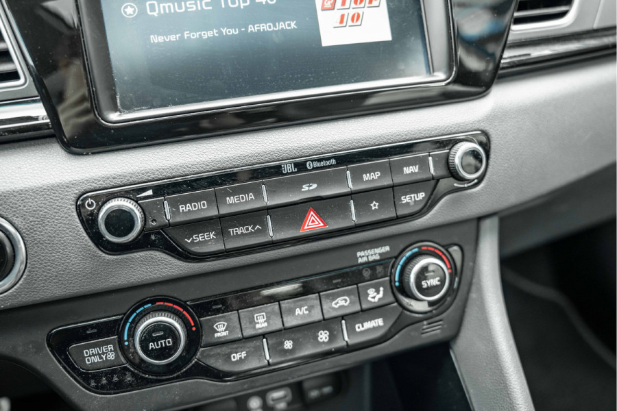 Kia Niro 1.6 GDi Hybrid DynamicPlusLine Kia Niro 1.6 GDi Hybrid DynamicPlusLine