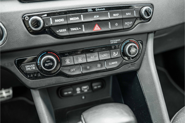 Kia Niro 1.6 GDi Hybrid DynamicPlusLine Kia Niro 1.6 GDi Hybrid DynamicPlusLine