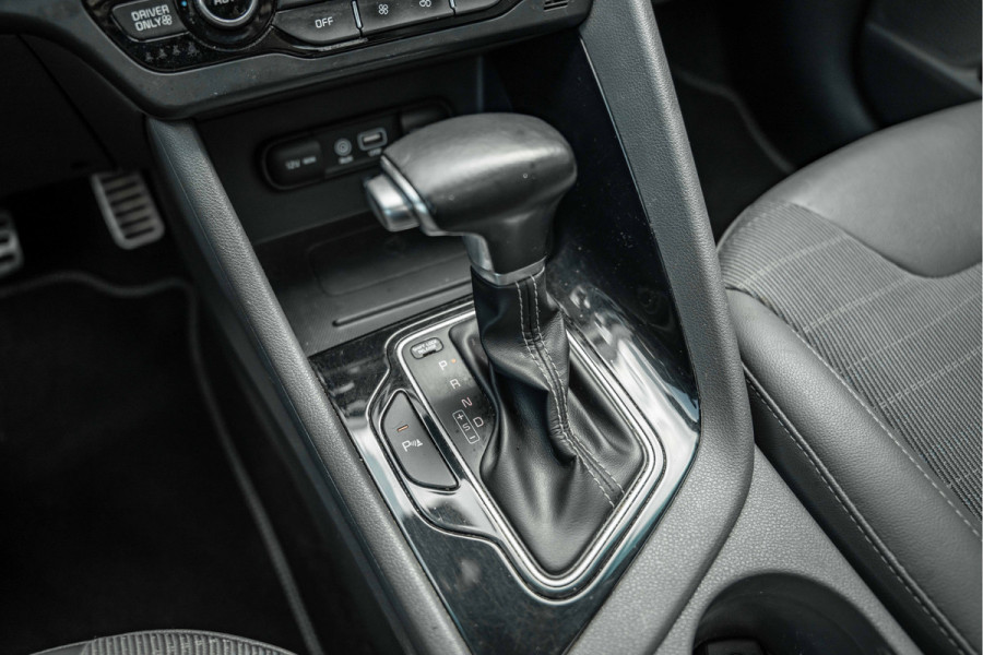 Kia Niro 1.6 GDi Hybrid DynamicPlusLine Kia Niro 1.6 GDi Hybrid DynamicPlusLine