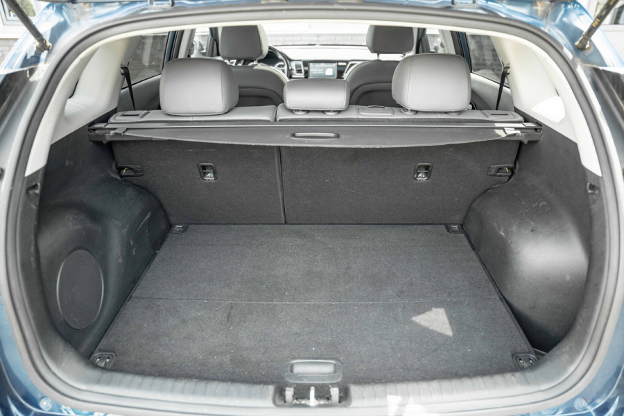 Kia Niro 1.6 GDi Hybrid DynamicPlusLine Kia Niro 1.6 GDi Hybrid DynamicPlusLine