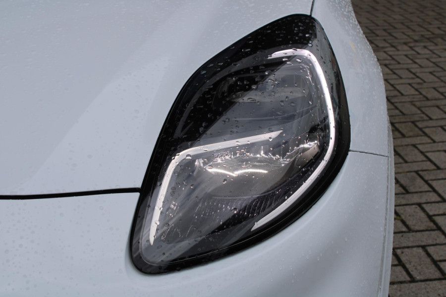 Ford Puma 1.5 EcoBoost ST-X | 200pk | NL auto | Trekhaak | Camera | Climate control | Winterpack | 19 Inch Lichtmetalen Velgen | BLIS | PDC V+A | Volledige historie