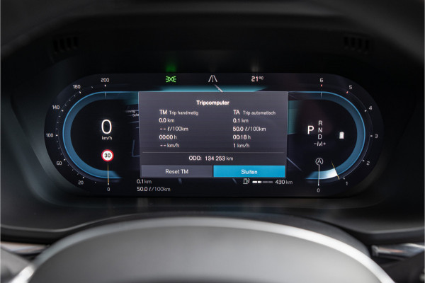 Volvo XC60 2.0 B4 R-Design -Diesel- Dark - Standkachel - H/K - Trekhaak