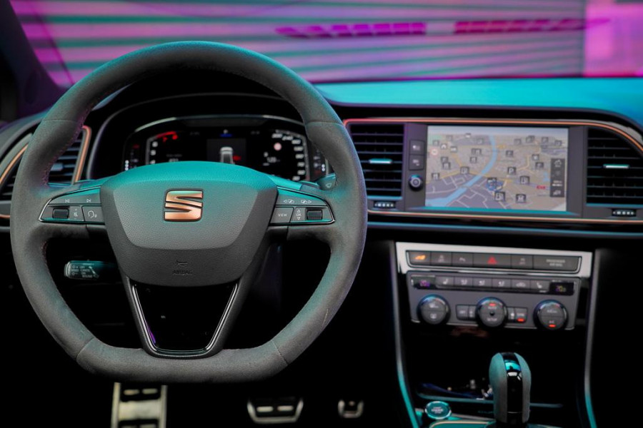 Seat León ST 2.0 TSI 4DRIVE CUPRA R Ultimate Edition / Pano / Carplay