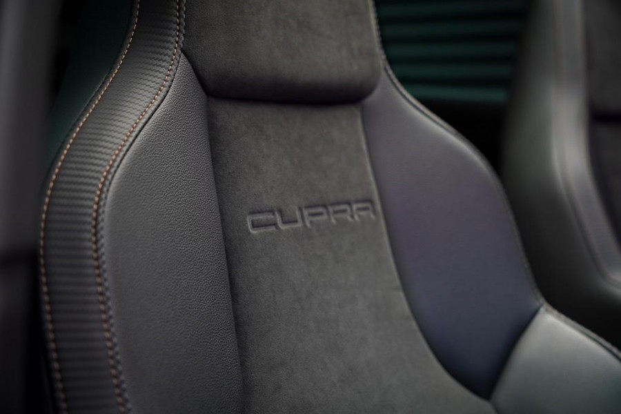 Seat León ST 2.0 TSI 4DRIVE CUPRA R Ultimate Edition / Pano / Carplay