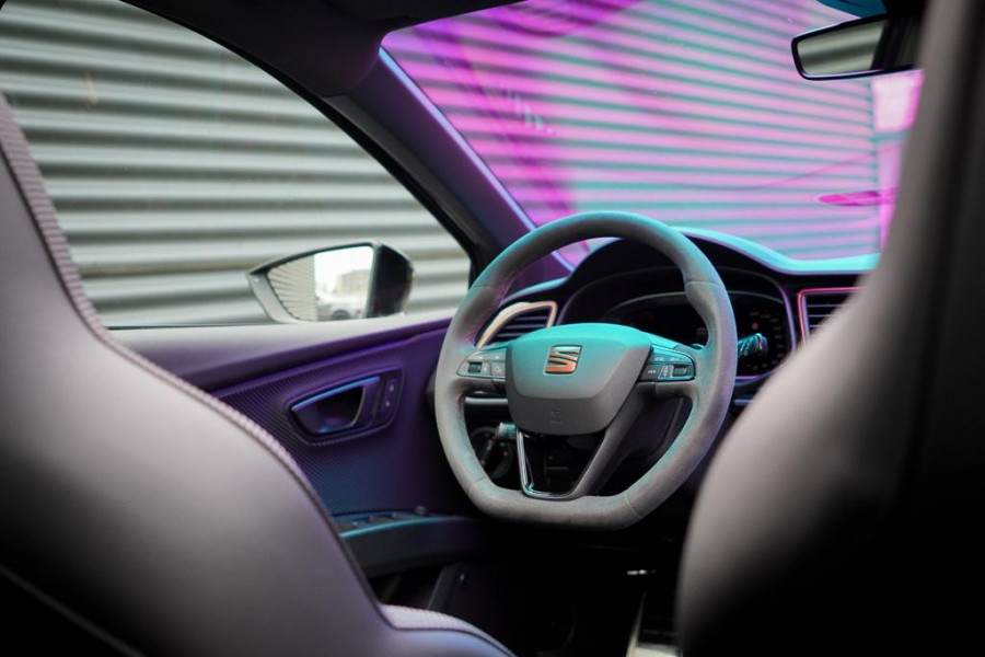 Seat León ST 2.0 TSI 4DRIVE CUPRA R Ultimate Edition / Pano / Carplay