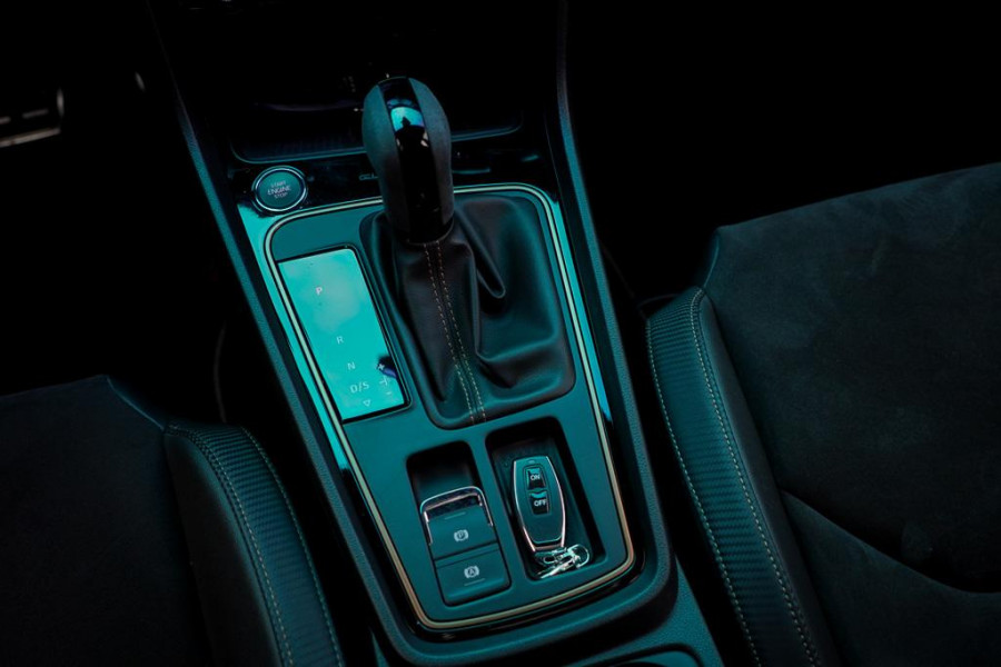 Seat León ST 2.0 TSI 4DRIVE CUPRA R Ultimate Edition / Pano / Carplay