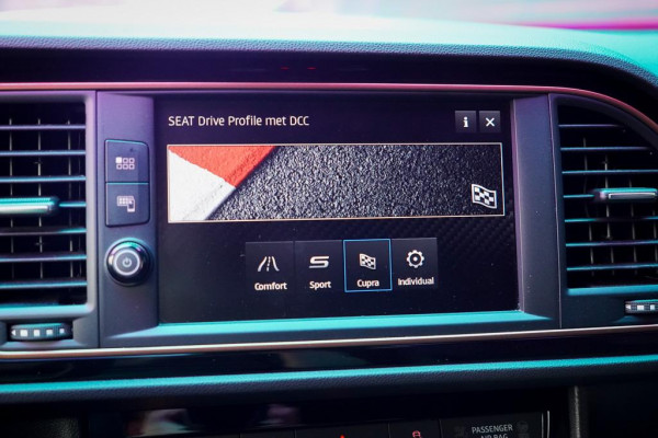 Seat León ST 2.0 TSI 4DRIVE CUPRA R Ultimate Edition / Pano / Carplay