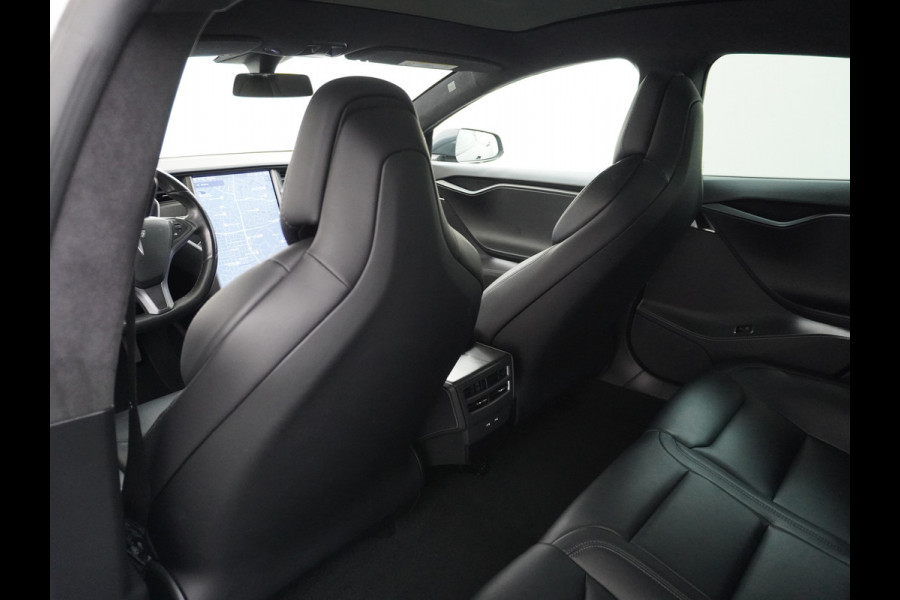 Tesla Model S 100D 100kwh accu 4wd 0-100 4.3sec. Leder Panoramadak Navi Ecc Led Adaptief Adap.Cruise Autopilot Luchtvering Premium Audio Carbon int. Lmv 21" Elek.Achterklep Wifi Verkeersbord detectie Dodehoek detector Keyless