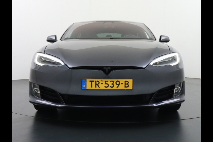 Tesla Model S 100D 100kwh accu 4wd 0-100 4.3sec. Leder Panoramadak Navi Ecc Led Adaptief Adap.Cruise Autopilot Luchtvering Premium Audio Carbon int. Lmv 21" Elek.Achterklep Wifi Verkeersbord detectie Dodehoek detector Keyless
