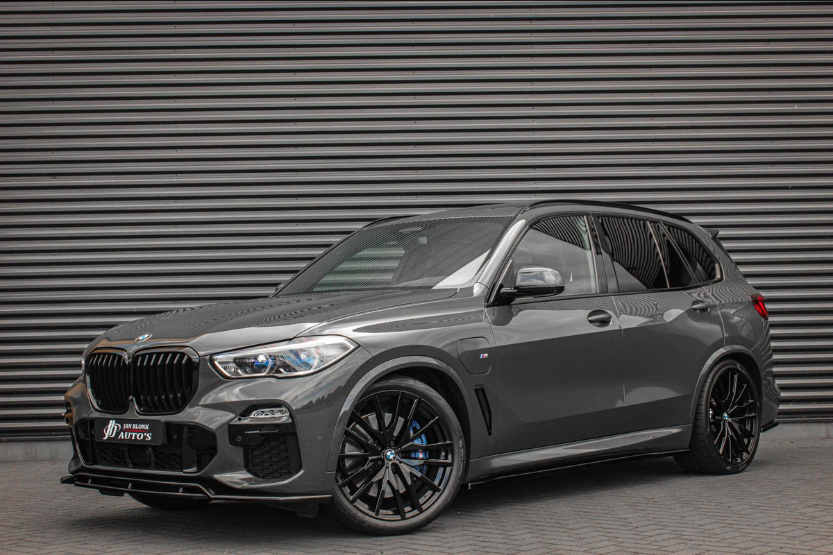 BMW X5 XDrive45e High Executive / HEAD- UP / 4WIELBESTURING / LUCHTVERING / DRIVING ASSISANT / MENORY COMFORT- SEATS / PANO- DAK