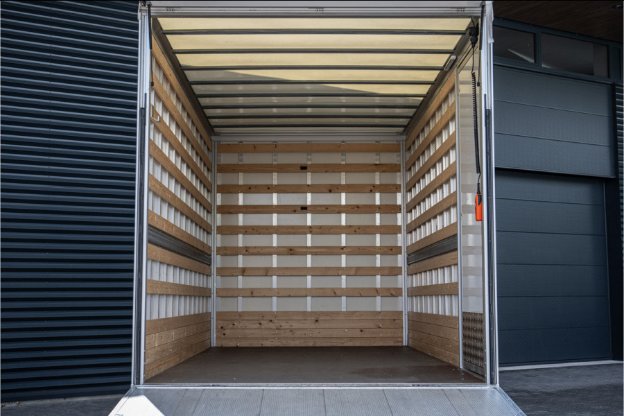 Iveco 50C18 Bakwagen C1- 5 ton - D'Hollandia laadklep
