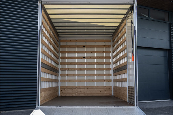 Iveco 50C18 Bakwagen C1- 5 ton - D'Hollandia laadklep