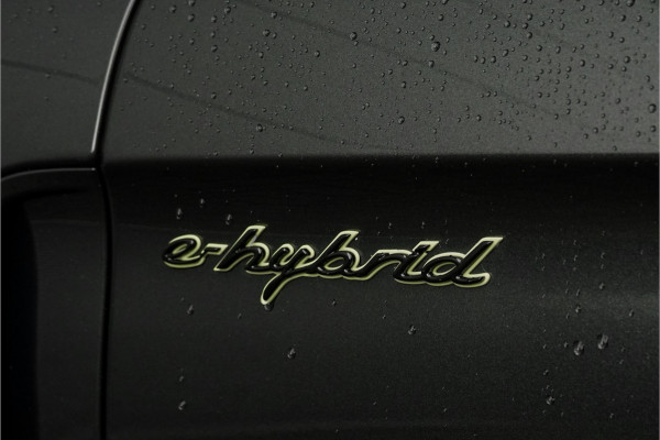Porsche Panamera Sport Turismo 4.0 Turbo S E-Hybrid Pano Burmester Keramisch Sportstoelen