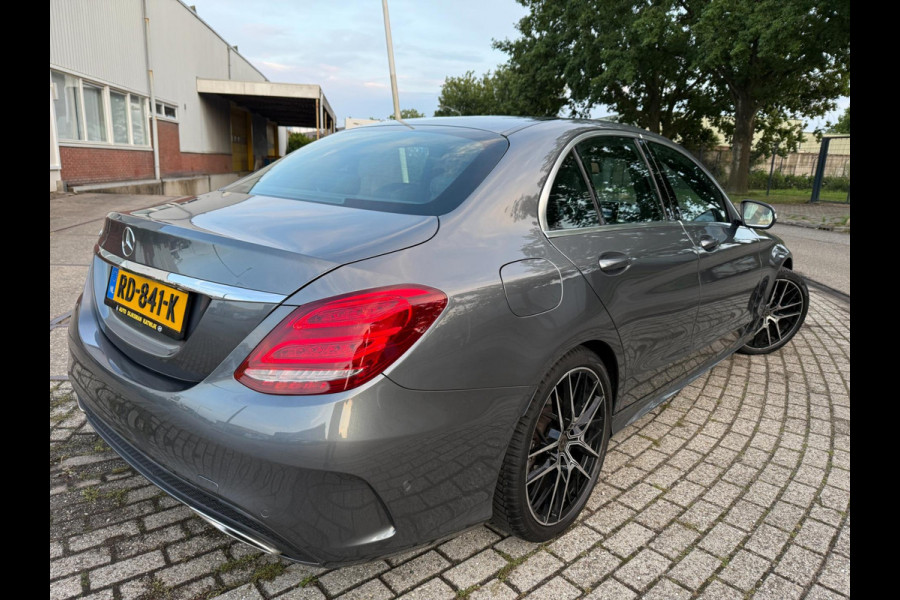 Mercedes-Benz C-Klasse 180 Solution AMG SPORT EDITION 19 INCH LEER AUT NAP LUXE