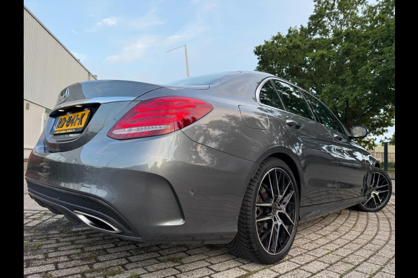 Mercedes-Benz C-Klasse 180 Solution AMG SPORT EDITION 19 INCH LEER AUT NAP LUXE