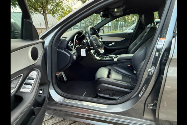 Mercedes-Benz C-Klasse 180 Solution AMG SPORT EDITION 19 INCH LEER AUT NAP LUXE