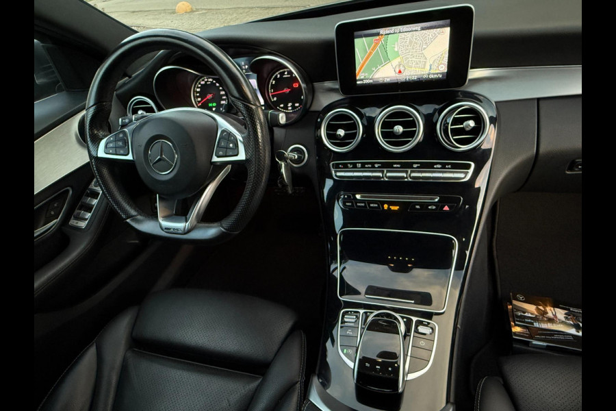 Mercedes-Benz C-Klasse 180 Solution AMG SPORT EDITION 19 INCH LEER AUT NAP LUXE