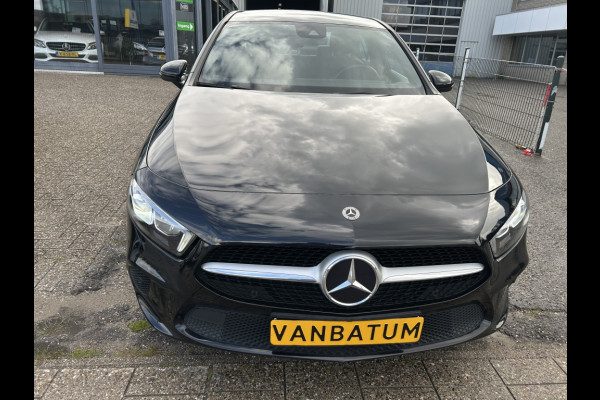 Mercedes-Benz A-Klasse 250 e Business Line