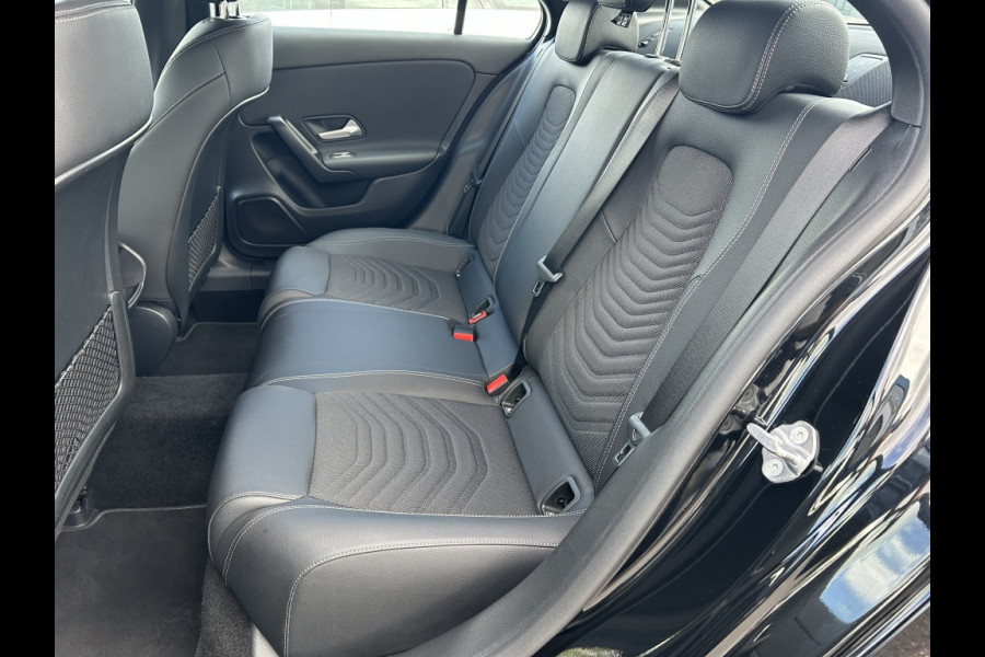 Mercedes-Benz A-Klasse 250 e Business Line