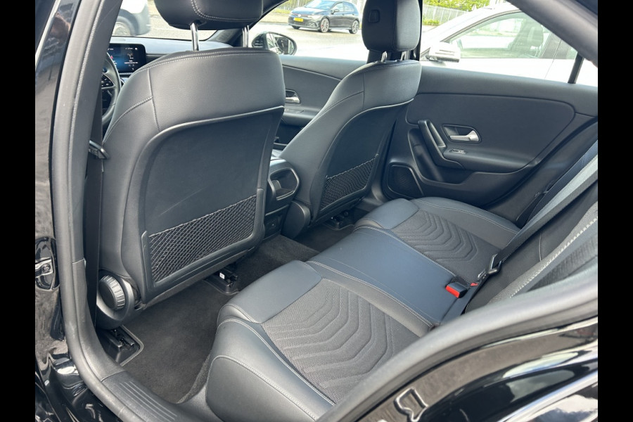 Mercedes-Benz A-Klasse 250 e Business Line