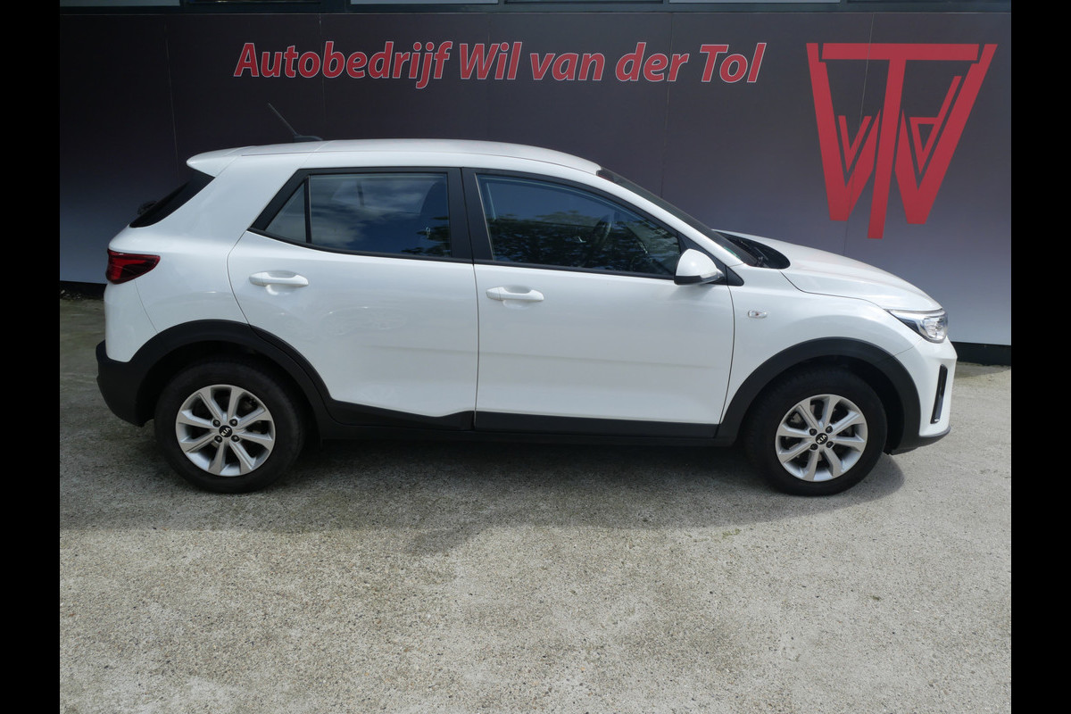 Kia Stonic 1.2 MPi DESIGN EDITION | CRUISE | AIRCO | CARPLAY | STUUR + STOEL VERW. Kia Stonic 1.2 MPi DESIGN EDITION | CRUISE | AIRCO | CARPLAY | STUUR + STOEL VERW.