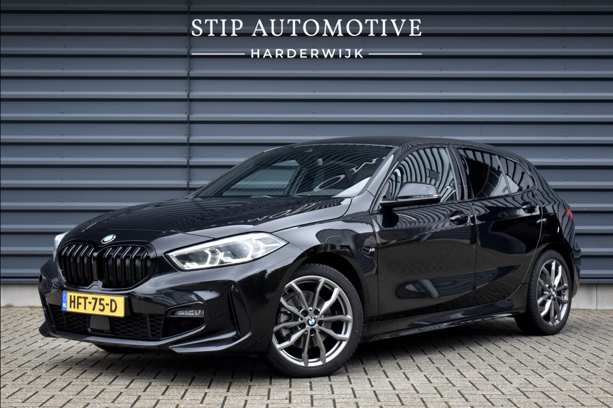 BMW 1 Serie 118i High Executive M Sport | M Sportstoelen | 18'' Velgen | Stoel + Stuurverwarming | Sfeerverlichting | BMW 1 Serie 118i High Executive M Sport | M Sportstoelen | 18'' Velgen | Stoel + Stuurverwarming | Sfeerverlichting |