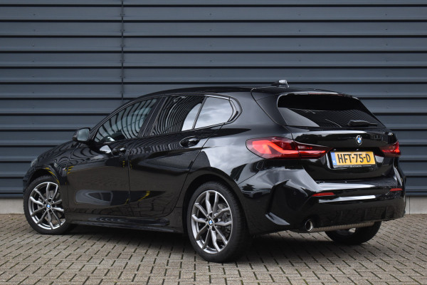 BMW 1 Serie 118i High Executive M Sport | M Sportstoelen | 18'' Velgen | Stoel + Stuurverwarming | Sfeerverlichting |