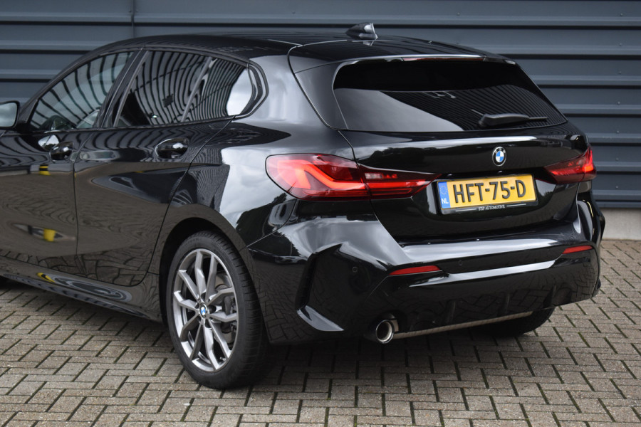 BMW 1 Serie 118i High Executive M Sport | M Sportstoelen | 18'' Velgen | Stoel + Stuurverwarming | Sfeerverlichting |