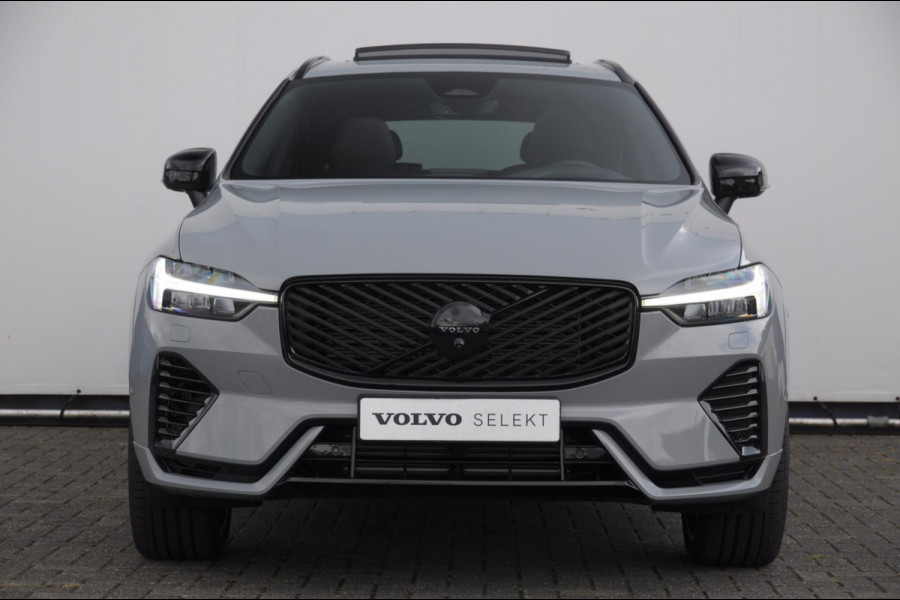 Volvo XC60 T6 350PK Facelift AWD Plus Black Edition Apple Carplay / Adaptive cruise control / Panorama dak / Sportstoelen / Elektrisch bedienbare bestuurderstoel met geheugen / Keyless Entry / Elektrische achterklep