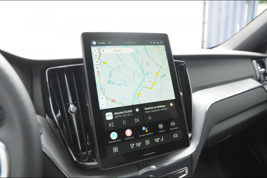 Volvo XC60 T6 350PK Facelift AWD Plus Black Edition Apple Carplay / Adaptive cruise control / Panorama dak / Sportstoelen / Elektrisch bedienbare bestuurderstoel met geheugen / Keyless Entry / Elektrische achterklep