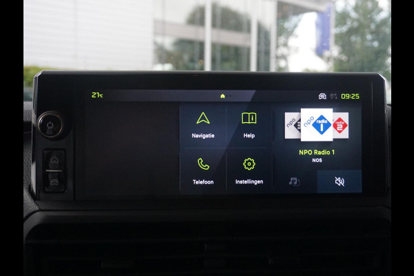 Peugeot e-Expert L2 75 kWh | 8 jaar garantie | Navi incl. Apple Carplay | camera | parkeersensoren voor & achter | dodehoekwaarschuwing | rijklaarprijs