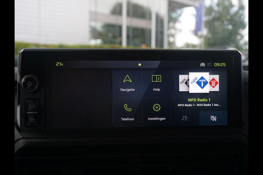 Peugeot e-Expert L2 75 kWh | 8 jaar garantie | Navi incl. Apple Carplay | camera | parkeersensoren voor & achter | dodehoekwaarschuwing | rijklaarprijs