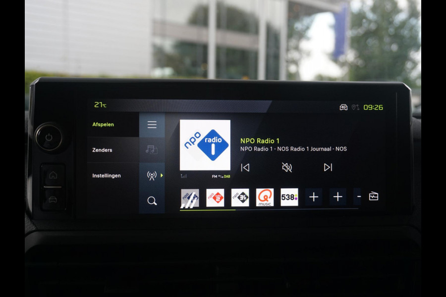 Peugeot e-Expert L2 75 kWh | 8 jaar garantie | Navi incl. Apple Carplay | camera | parkeersensoren voor & achter | dodehoekwaarschuwing | rijklaarprijs