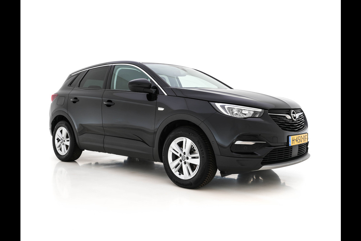 Opel Grandland X 1.2 Turbo Business Executive Aut. *1/2LEATHER | FULL-LED | NAVI-FULLMAP | BLIND-SPOT | KEYLESS | CAMERA | COMORT-SEATS | DAB+ | 17''ALU | TOWBAR*