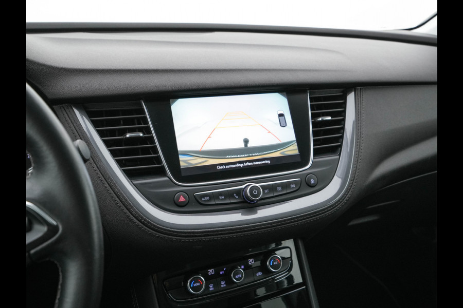 Opel Grandland X 1.2 Turbo Business Executive Aut. *1/2LEATHER | FULL-LED | NAVI-FULLMAP | BLIND-SPOT | KEYLESS | CAMERA | COMORT-SEATS | DAB+ | 17''ALU | TOWBAR*