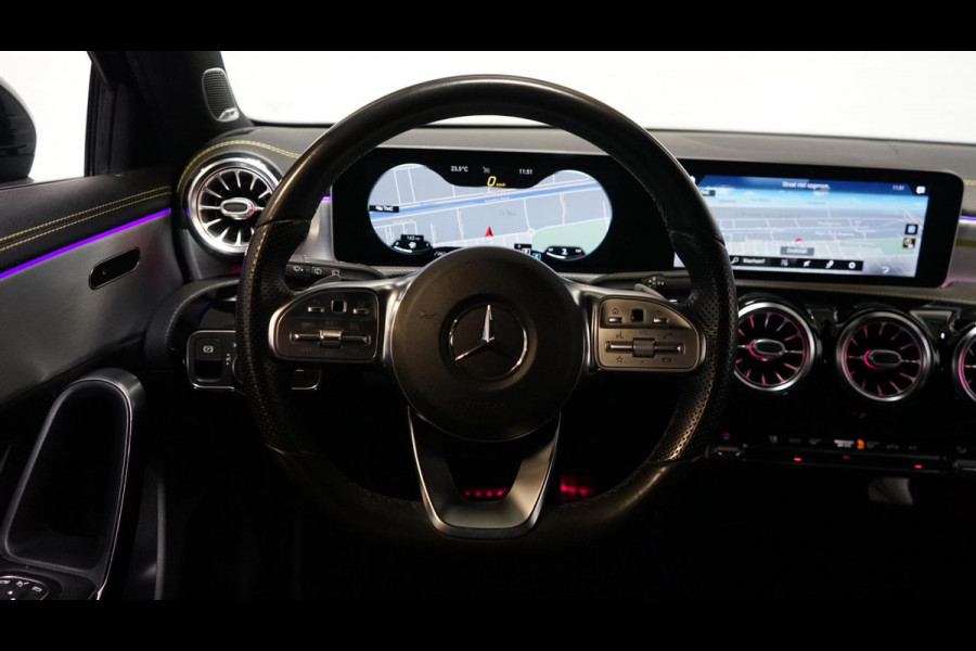 Mercedes-Benz A-Klasse A250 AMG Edition 1 AUTOMAAT-AMBIANCE-BURMESTER-CAMERA-KEYLESS-MBUX-MULTIBEAM-NAVIGATIE
