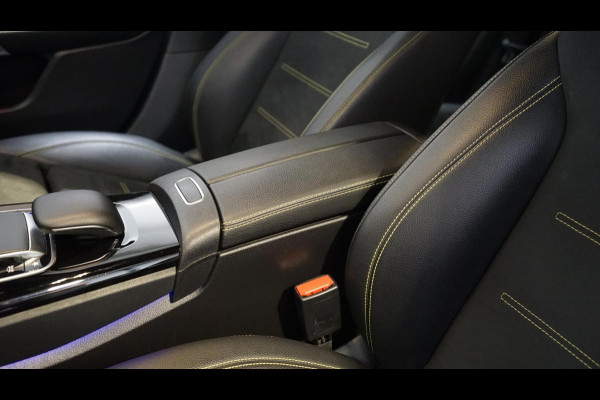 Mercedes-Benz A-Klasse A250 AMG Edition 1 AUTOMAAT-AMBIANCE-BURMESTER-CAMERA-KEYLESS-MBUX-MULTIBEAM-NAVIGATIE