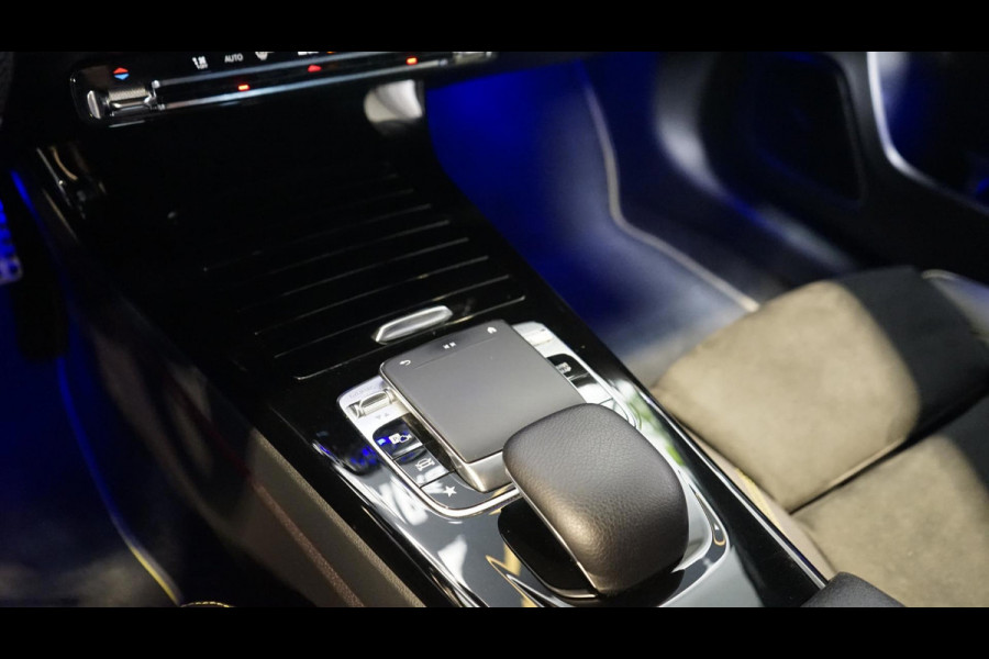 Mercedes-Benz A-Klasse A250 AMG Edition 1 AUTOMAAT-AMBIANCE-BURMESTER-CAMERA-KEYLESS-MBUX-MULTIBEAM-NAVIGATIE