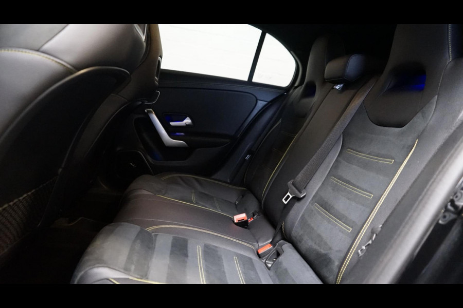 Mercedes-Benz A-Klasse A250 AMG Edition 1 AUTOMAAT-AMBIANCE-BURMESTER-CAMERA-KEYLESS-MBUX-MULTIBEAM-NAVIGATIE