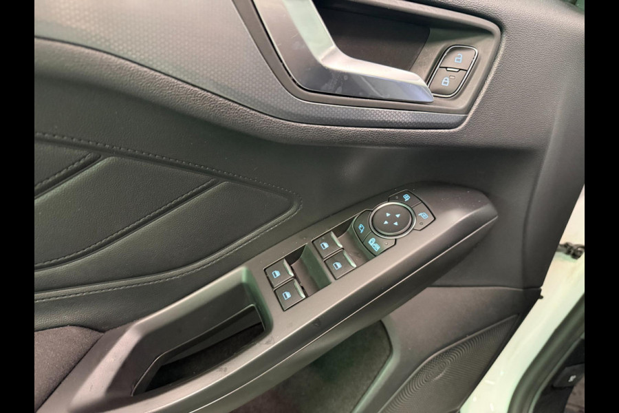 Ford Focus 1.0 ECOBOOST ACTIVE AUTOMAAT NAVI/DAB/CARPLAY/ECC/PDC/CRUISE///