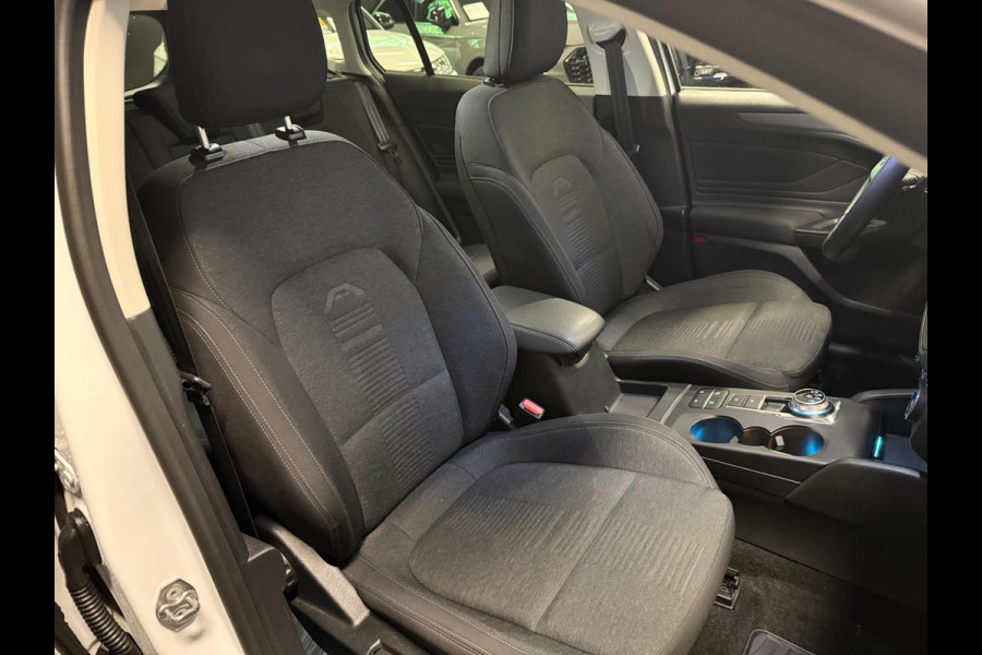 Ford Focus 1.0 ECOBOOST ACTIVE AUTOMAAT NAVI/DAB/CARPLAY/ECC/PDC/CRUISE///