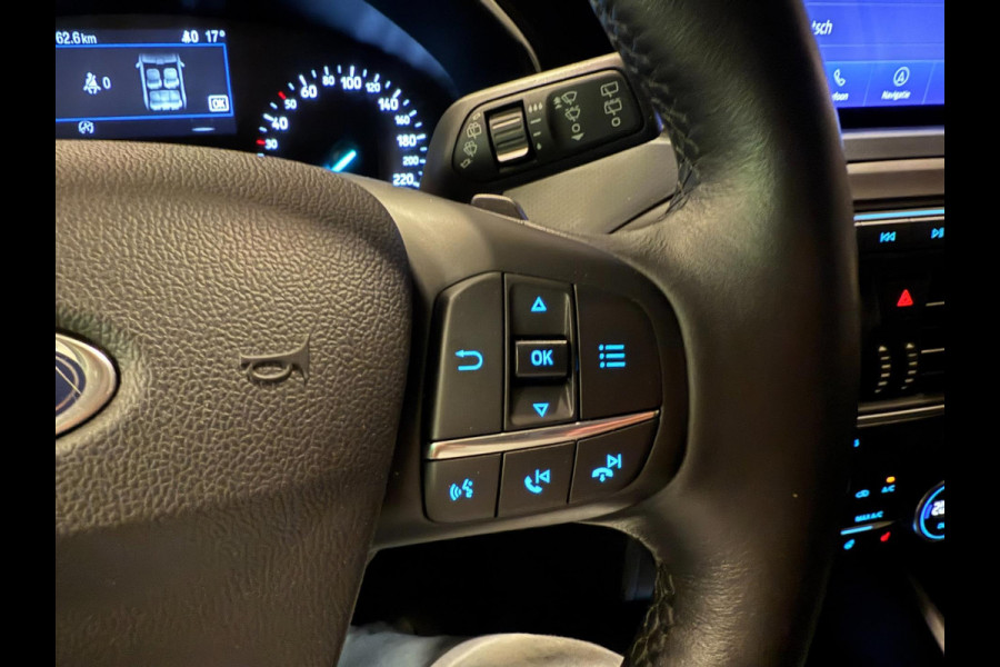 Ford Focus 1.0 ECOBOOST ACTIVE AUTOMAAT NAVI/DAB/CARPLAY/ECC/PDC/CRUISE///